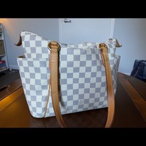 Louis Vuitton Totally PM Damier Azur.
